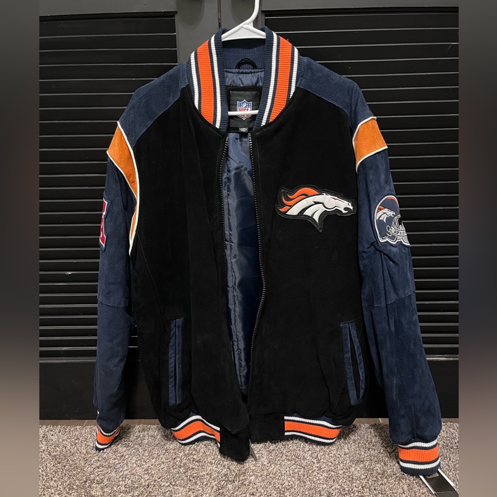 NEW Leather Denver Broncos jacket. Medium